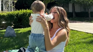 Ξετρελαμένη η Μαρία Μενούνος με την κόρη της | Πόσο μεγάλωσε;