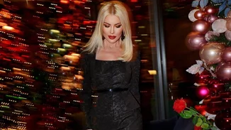 Κατερίνα Καινούργιου | Το φόρεμα της από την Pink Woman θα σε πείσει να φορέσεις sequin στο φετινό ρεβεγιόν