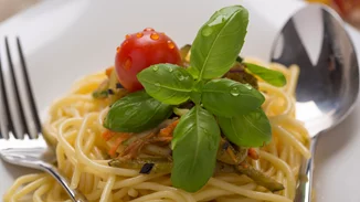 Πώς οι Ιταλοί τρώνε (συνέχεια) ζυμαρικά και δεν παχαίνουν; Με αυτά τα tips