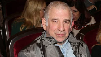 Πέτρος Φιλιππίδης | Η πλάκα που έκανε για τις "κοπελίτσες στα καμαρίνια" 5 χρόνια πριν