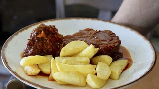 Στην Απείρανθο για την ταβέρνα του Αμοργινού