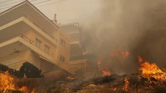 Τι συνέβη με τη μεγάλη φωτιά στην Βούλα | Οι συνθήκες, οι αστοχίες και οι ενδείξεις εμπρησμού