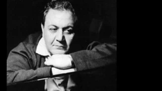 Μάνος Χατζιδάκις - Βιογραφικό σε πρώτο πρόσωπο | "Περιφρονώ κάθε ηλίθιο του καιρού μου"