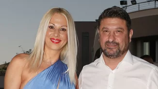 Νίκος Χαρδαλιάς - Γιώτα Παναγιωτοπούλου | Εμβολιάστηκε η εννιάχρονη κόρη τους, Δήμητρα (εικόνα)