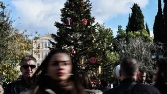 Συννεφιασμένος ο καιρός σήμερα, με λίγες βροχές - Πότε θα έχουμε σκαμπανεβάσματα στη θερμοκρασία