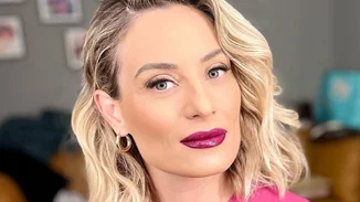 Η Ελεονώρα Μελέτη με το χρώμα μανικιούρ που δείχνει sexy ακόμα και σε κοντά νύχια