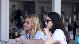 Νατάσα Θεοδωρίδου | Για dinner με τον Ανδρέα Φουστάνο και τις κόρες της