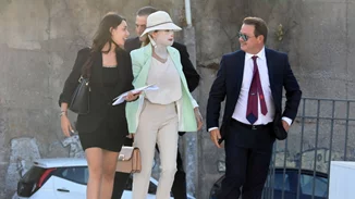 Δίκη για επίθεση με βιτριόλι: Καταπέλτης η Ιωάννα για την Εφη - "Θέλει να με αποτελειώσει μόλις βγει από τη φυλακή" [Βίντεο]