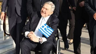 Τέως βασιλιάς Κωνσταντίνος | Ποιοι γαλαζοαίματοι θα δώσουν το παρών στην κηδεία - Στο Τατόι η ταφή