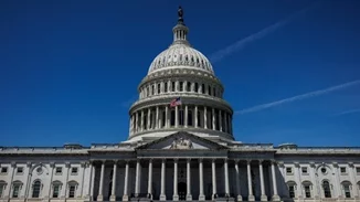 Το Κογκρέσο των ΗΠΑ ενέκρινε ν/σ για να αναγκαστούν οι αρχές να δώσουν στη δημοσιότητα τον φάκελο της υπόθεσης Epstein