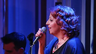 Η Λυδία Σέρβου αποκάλυψε το όνομα του μουσικοσυνθέτη που την παρενόχλησε σεξουαλικά στα 15 της