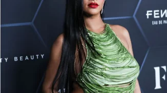 "Είναι μία πρόκληση" | Η Rihanna μιλάει για το στιλ της στη διάρκεια της εγκυμοσύνης