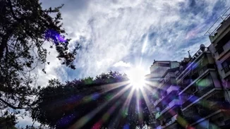 Καιρός: Συνεχίζονται λιακάδα και υψηλές θερμοκρασίες - Εως 20 βαθμούς ο υδράργυρος