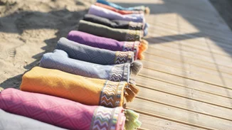 Salty Stories | Πώς θα γίνεις η πρωταγωνίστρια του φετινού καλοκαιριού;