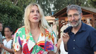 Η Σμαράγδα Καρύδη φόρεσε το πιο cool εμπριμέ φόρεμα του καλοκαιριού