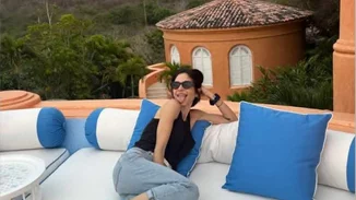 Σοφία Καρβέλα | Για gardening στο σχολείο του γιου της, Νέστορα