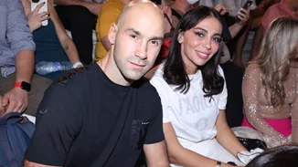 Ολυμπία Χοψονίδου | Φωτογραφίζεται με το χάλκινο μετάλλιο του Βασίλη Σπανούλη στο στήθος