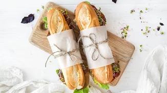 Πώς θα αντικαταστήσεις τα αλλαντικά στα γεύματά σου; 9 εναλλακτικές ιδέες για τα σάντουιτς