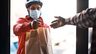 E-food: Πώς κατέστρεψε το brand name της με το λάθος μήνυμα - "Γκρεμίστηκε" η εφαρμογή μετά τον σάλο