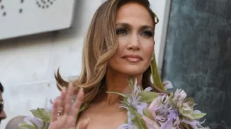 Haute Couture week | Τα πιο κομψά χτενίσματα που ξεχωρίσαμε στις εμφανίσεις των celebrities στο Παρίσι