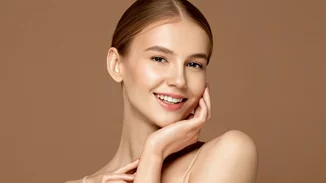 5 Micellar Waters που θα λατρέψει η επιδερμίδα σου