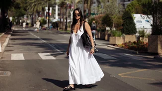 Τα 4 φορέματα που πρέπει οπωσδήποτε να φορέσεις αυτό το καλοκαίρι