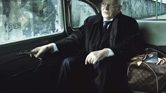 Μιχαήλ Γκορμπατσόφ | Όταν ο μεγάλος ηγέτης φωτογραφήθηκε για τον οίκο Lοuis Vuitton