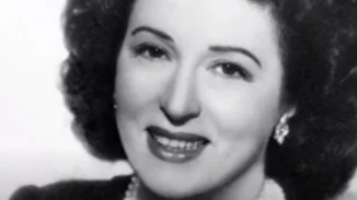 Η Κατίνα Παξινού με την Σοφία Λόρεν σε βραδινή δεξίωση