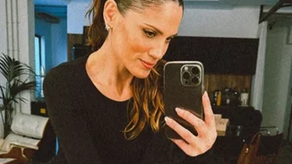 Μαίρη Συνατσάκη | Οι followers της παρατήρησαν ότι φοράει για μέρες τα ίδια ρούχα (και εμείς την καταλαβαίνουμε απόλυτα)