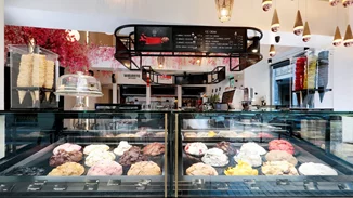 Η εμπειρία της δημιουργίας του παγωτού τώρα στο κέντρο της Αθήνας