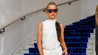 Οι fashion approved τρόποι για να φορέσεις το λευκό φόρεμα φέτος το καλοκαίρι