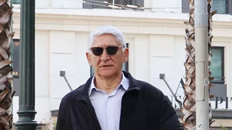 Παναγιώτης Γιαννάκης | Με τη σύζυγό του σε βραδινή έξοδο για δύο