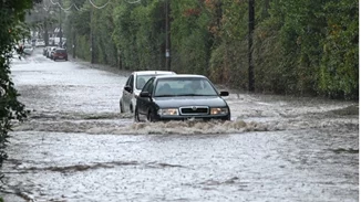 Επιμένει η κακοκαιρία Elias | Εντονα τα φαινόμενα σε Μαγνησία και Εύβοια - Βροχές και καταιγίδες ακόμα και στην Αττική