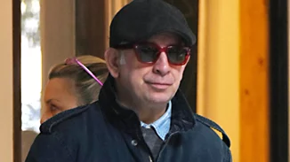 Παραιτείται ο Πέτρος Φιλιππίδης από το "Χαιρέτα μου τον πλάτανο" της ΕΡΤ1;