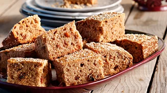 Εσύ ήξερες γιατί η φανουρόπιτα φτιάχνεται με 7 ή 9 υλικά;