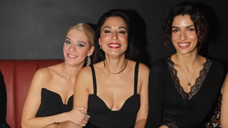 Πώς θα φορέσεις το μαύρο κορμάκι με τρεις τρόπους όπως η Κατερίνα Παπουτσάκη