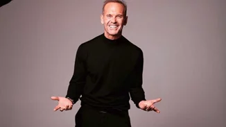 Ο Πέτρος Κωστόπουλος σε νέες περιπέτειες με τον γιο του