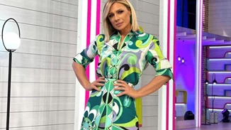 Η Κατερίνα Καραβάτου περνά ποιοτικό χρόνο με τα παιδιά της | Η τρυφερή φωτογραφία με τον γιο της