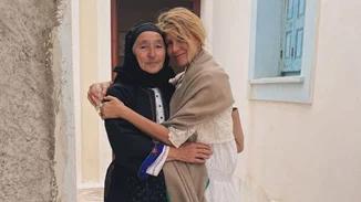 Τζένη Μπαλατσινού | Η γυναίκα της Καρπάθου που την ενέπνευσε