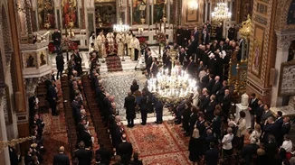 Αρχιεπίσκοπος: Να ξεχάσουμε αυτά που μας χωρίζουν και να αγωνιστούμε γι' αυτά που μας ενώνουν