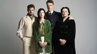 "Μεγάλη Χίμαιρα" | Πέντε πράγματα που ίσως δεν ήξερες για τη σειρά φαινόμενο της ΕΡΤ