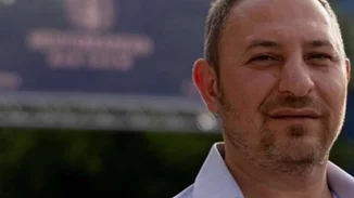 Μπάμπη Καϊδαλίδη, γιατί έχει τόσο πολύ κόσμο στα bars αυτές τις μέρες;