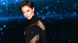 Η Δέσποινα Βανδή άλλαξε πάλι τα μαλλιά της | Το νέο hair look θυμίζει κάτι από "Δύο Ξένους¨