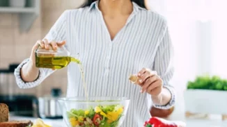 4 συχνές απορίες για το ελαιόλαδο και μερικά pro tips για να το επιλέξεις σωστά