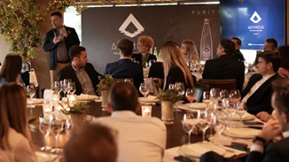 ΔΟΥΜΠΙΑ και υψηλή γαστρονομία στο εστιατόριο Μαύρη Θάλασσα