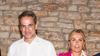 Κυριάκος και Μαρέβα Μητσοτάκη | Πλάνα από το σπίτι τους στον Λυκαβηττό