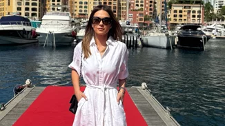 Η Βάσω Λασκαράκη προτείνει τα τρία must have κομμάτια του καλοκαιριού