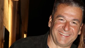 Γιώργος Λιάγκας | Στη νέα φωτογραφία του από την Τήνο όλοι σχολιάζουν το ίδιο πράγμα