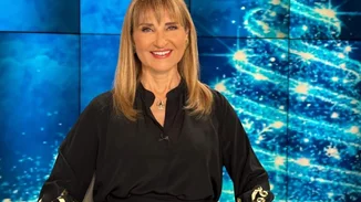 Μάρα Ζαχαρέα | Για κοκτέιλ στο Νέο Ψυχικό