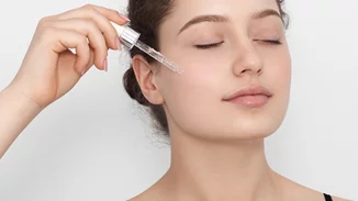 Αυτά είναι τα καλύτερα προϊόντα για peeling προσώπου στο σπίτι